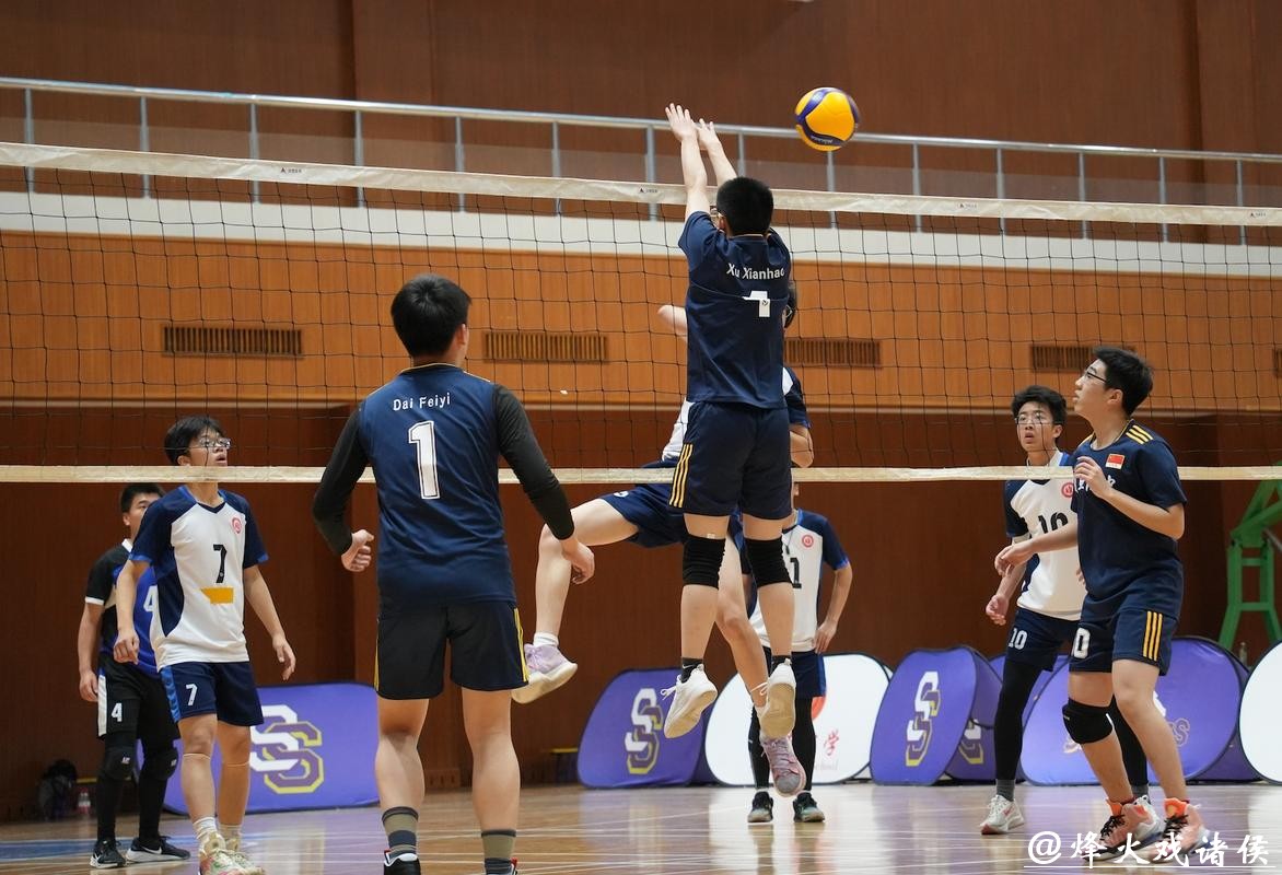 八支队伍逐梦赛场 上海市第七届高中四校排球赛落幕
